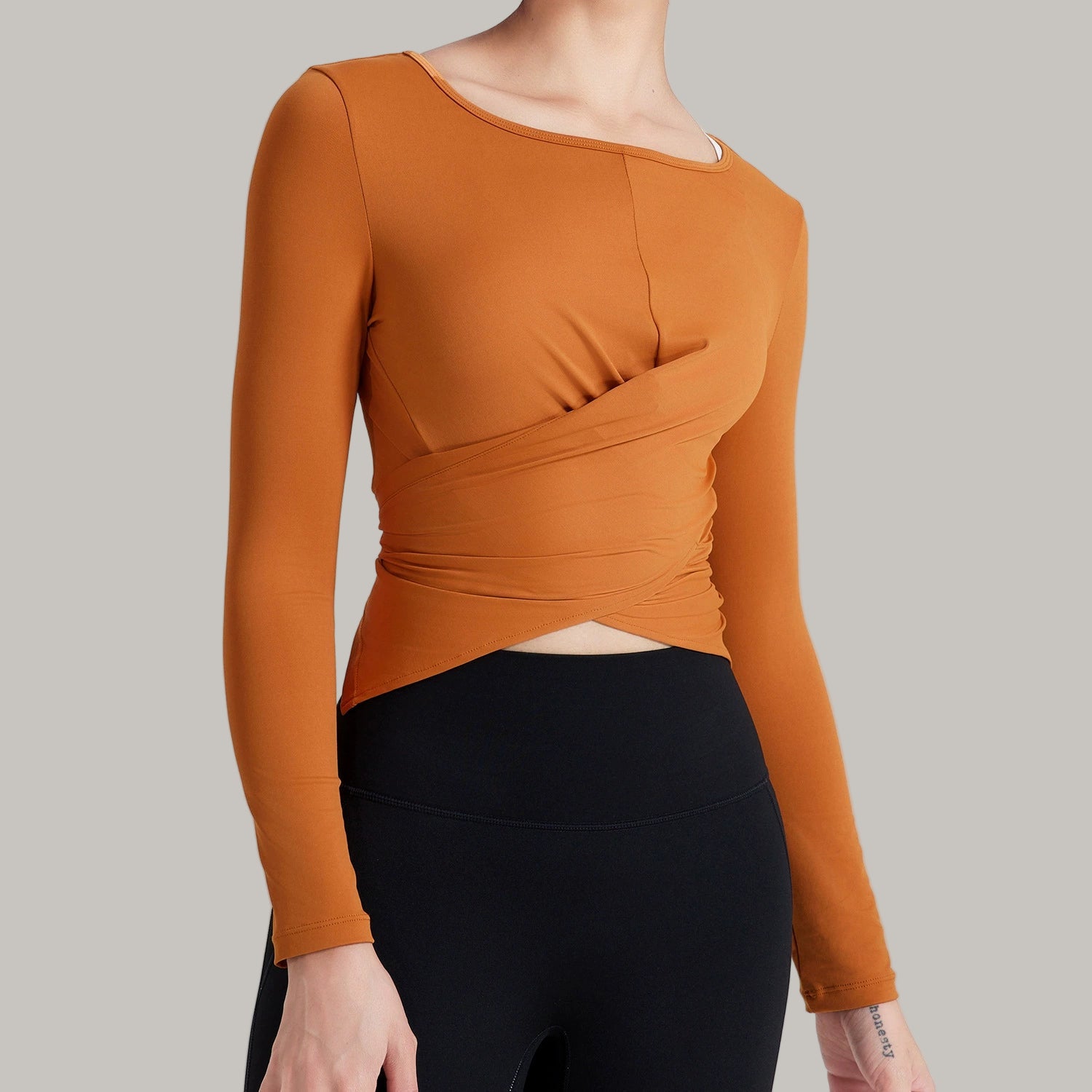 Top Yoga Slim à Manches Longues avec Détail Croisé