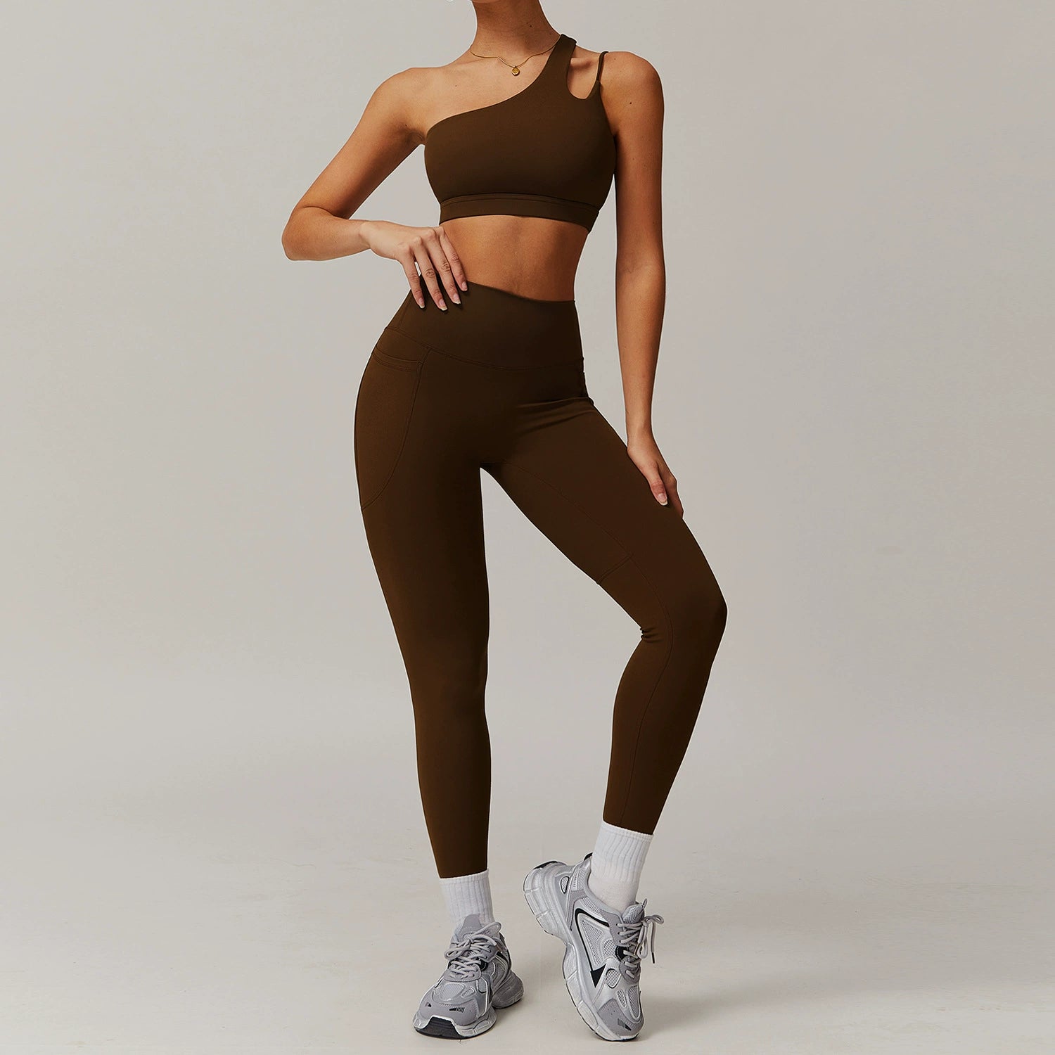 Ensemble Asymétrique Sculptant avec Poches