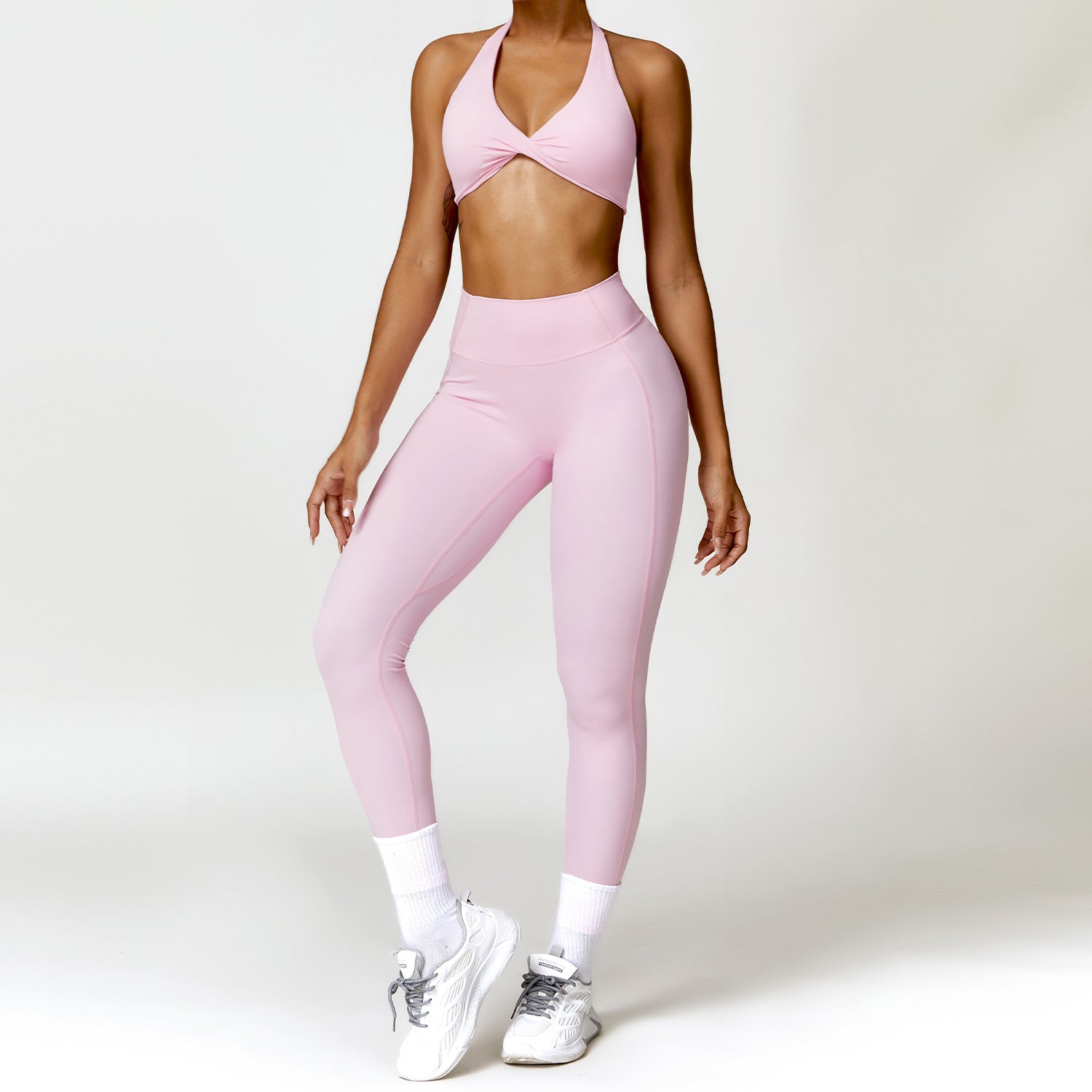brassière, short et legging