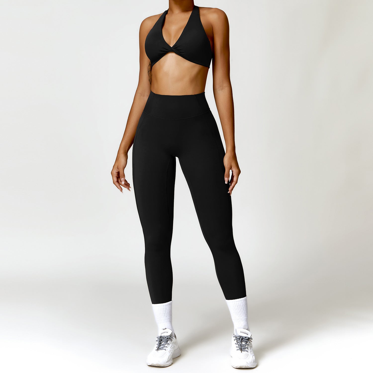 brassière, short et legging
